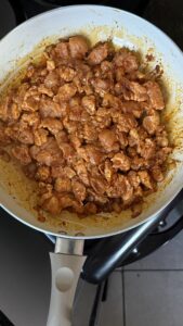 Prepare the peri peri chicken filling