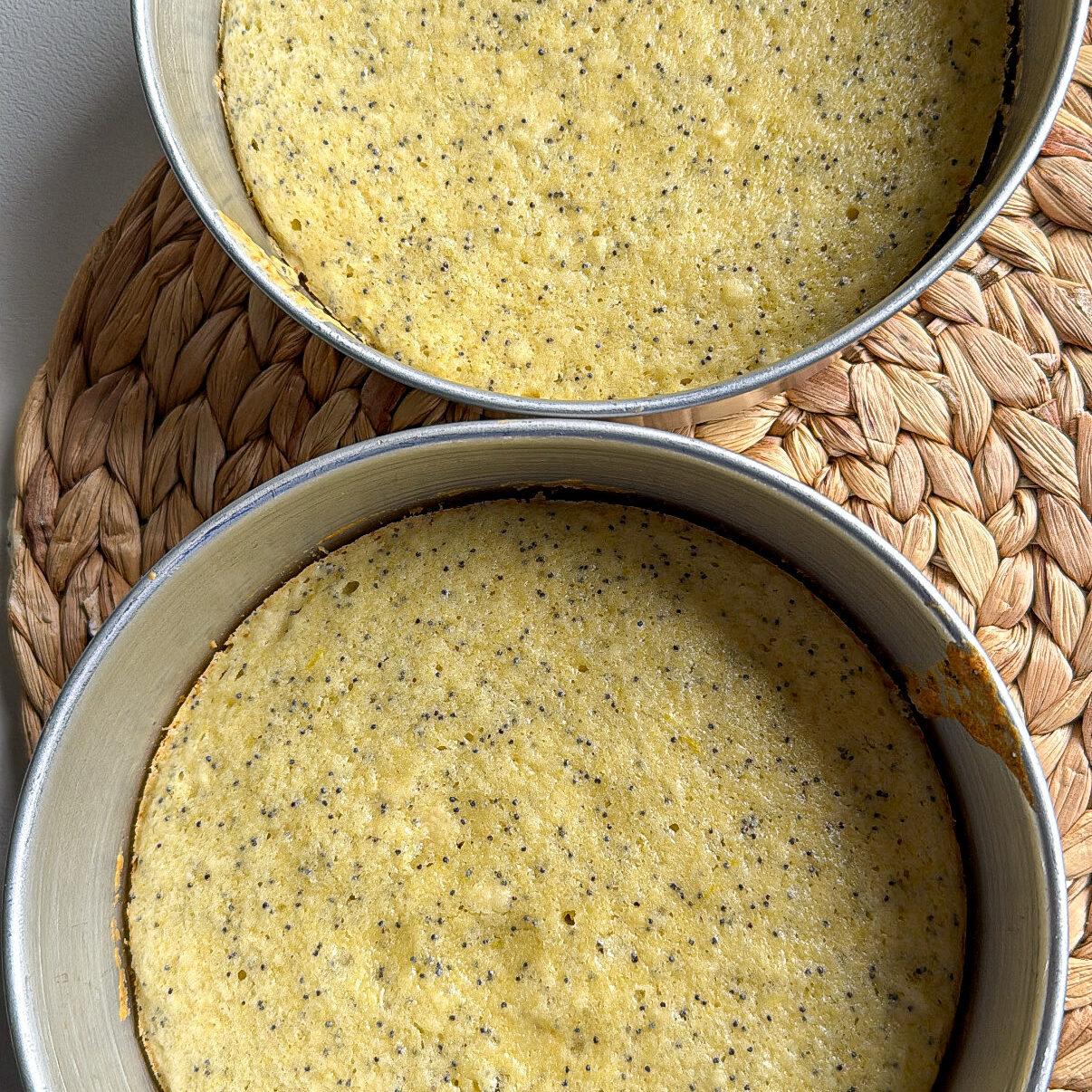 Lemon Poppy seed Cake with Lemon Curd and Fresh Cream Sponges