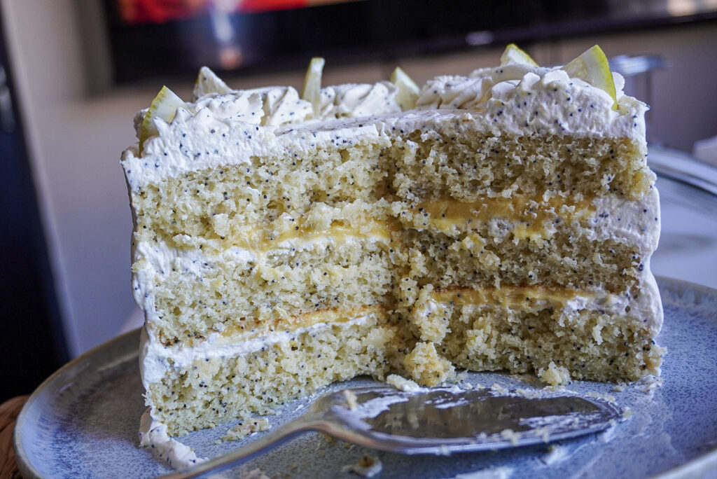 Lemon Poppy seed Cake with Lemon Curd and Fresh Cream moist cake