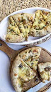 Easy Chicken and Mushroom Pizza Recipe